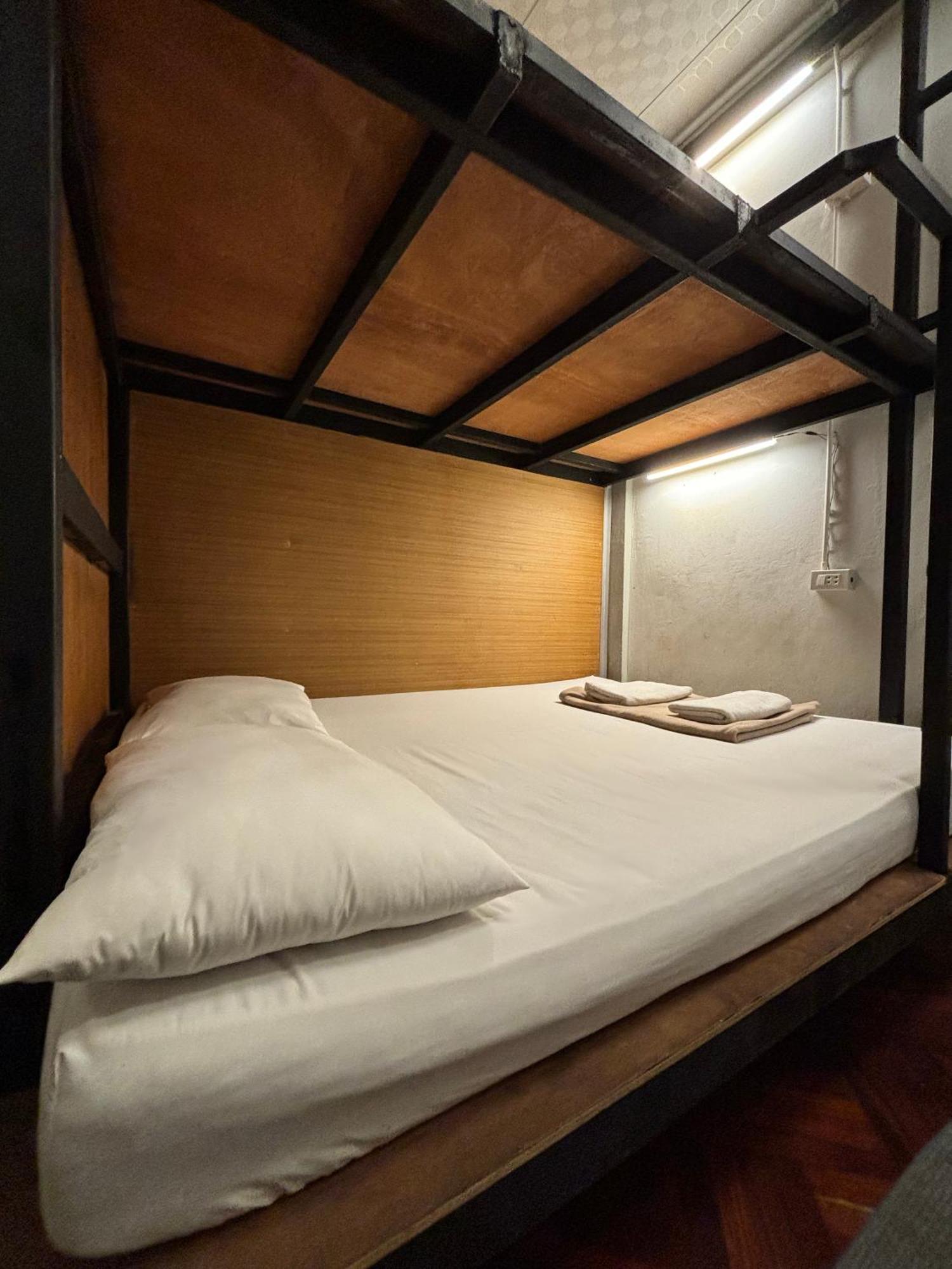 Hansa Hostel Bangkok Khaosan Екстериор снимка